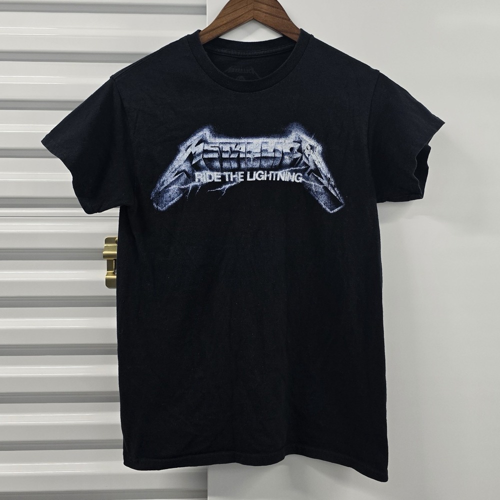 Metallica Ride The Lightning Black‎ Graphic Band T-Shirt Small Rock Music Tee